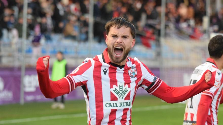 Este es el deseo de Josh Farrell, delantero del Zamora CF, para 2026