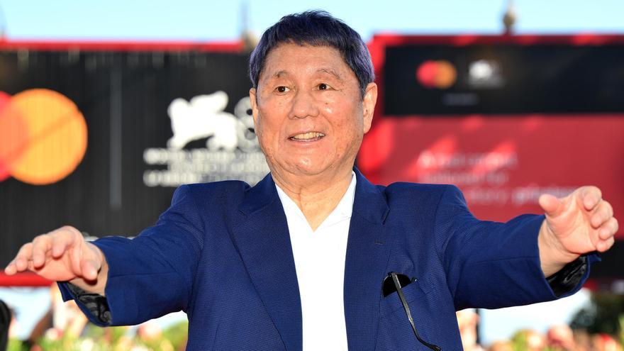 El director Takeshi Kitano, en el festival de Venecia, presentando 'Broken Rage'.