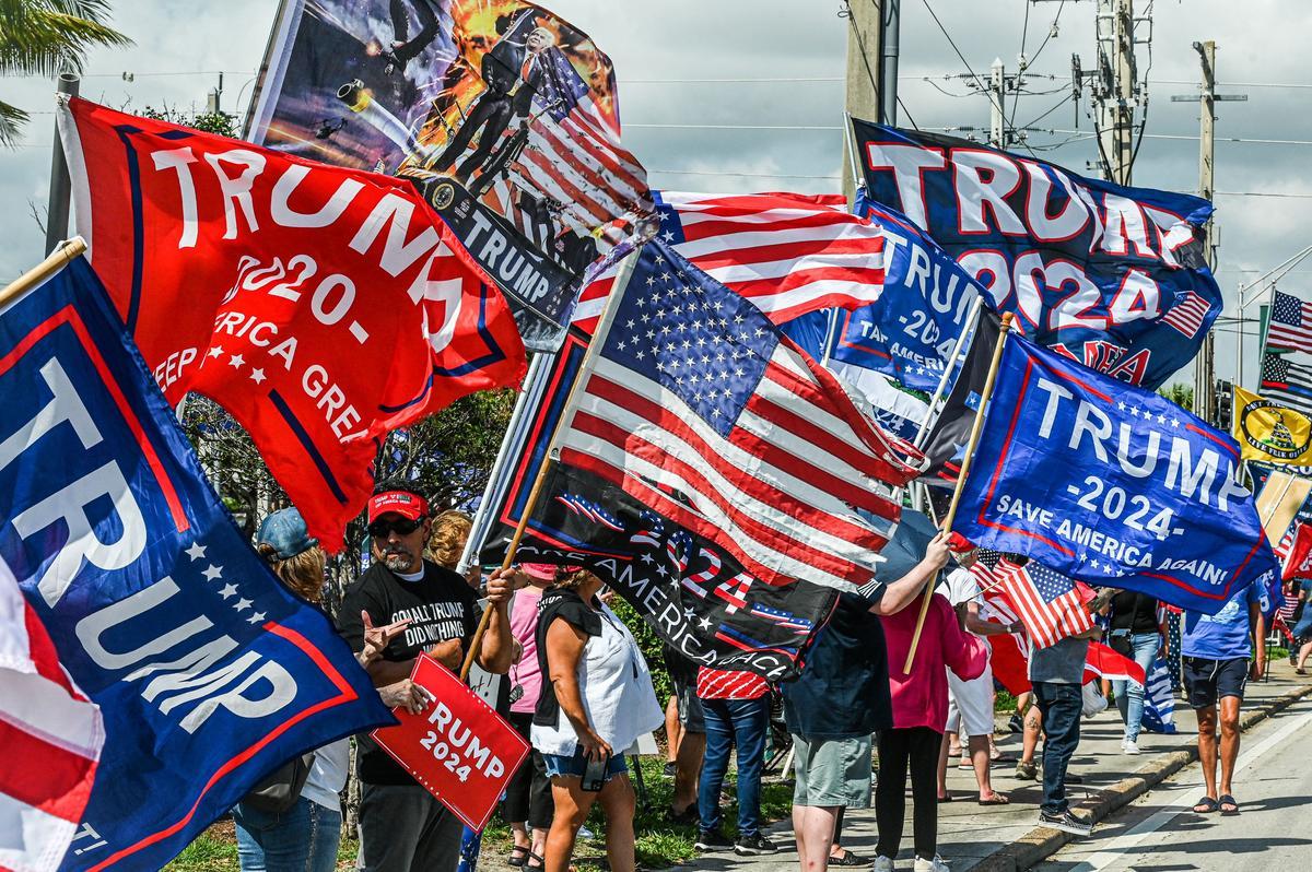 Donald Trump viaja a Nueva York, donde mañana comparecerá ante un tribunal