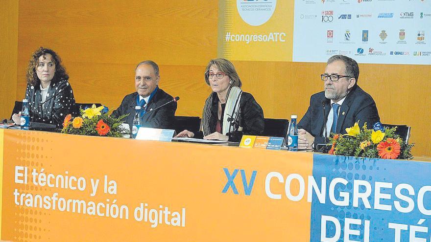 El Congreso de ATC radiografía durante dos días el complejo futuro del azulejo de Castellón