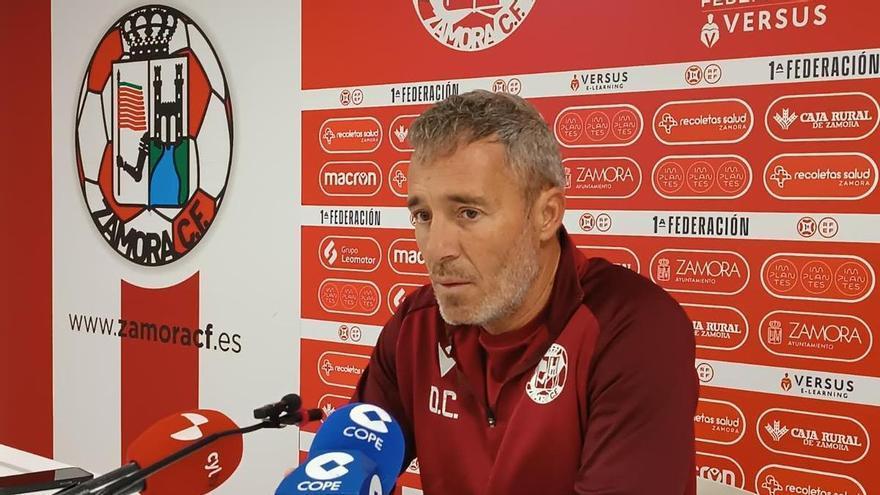 Óscar Cano, entrenador del Zamora CF, antes del duelo ante el CP Cacereño: "La única forma de llegar bien al play-off es no bajar el nivel"