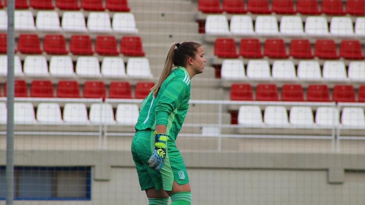 Eva López, durante un encuentro con el CD Badajoz la pasada temporada.