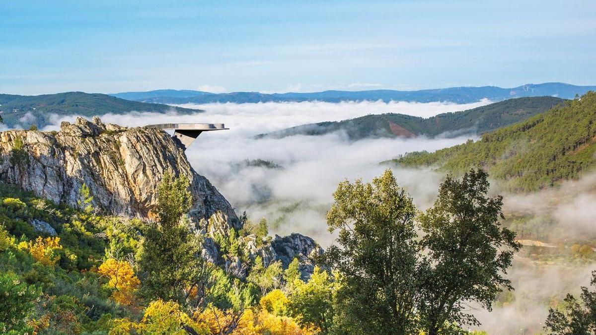 Vista del Mirador do Zebro / aldeiasdoxisto.pt