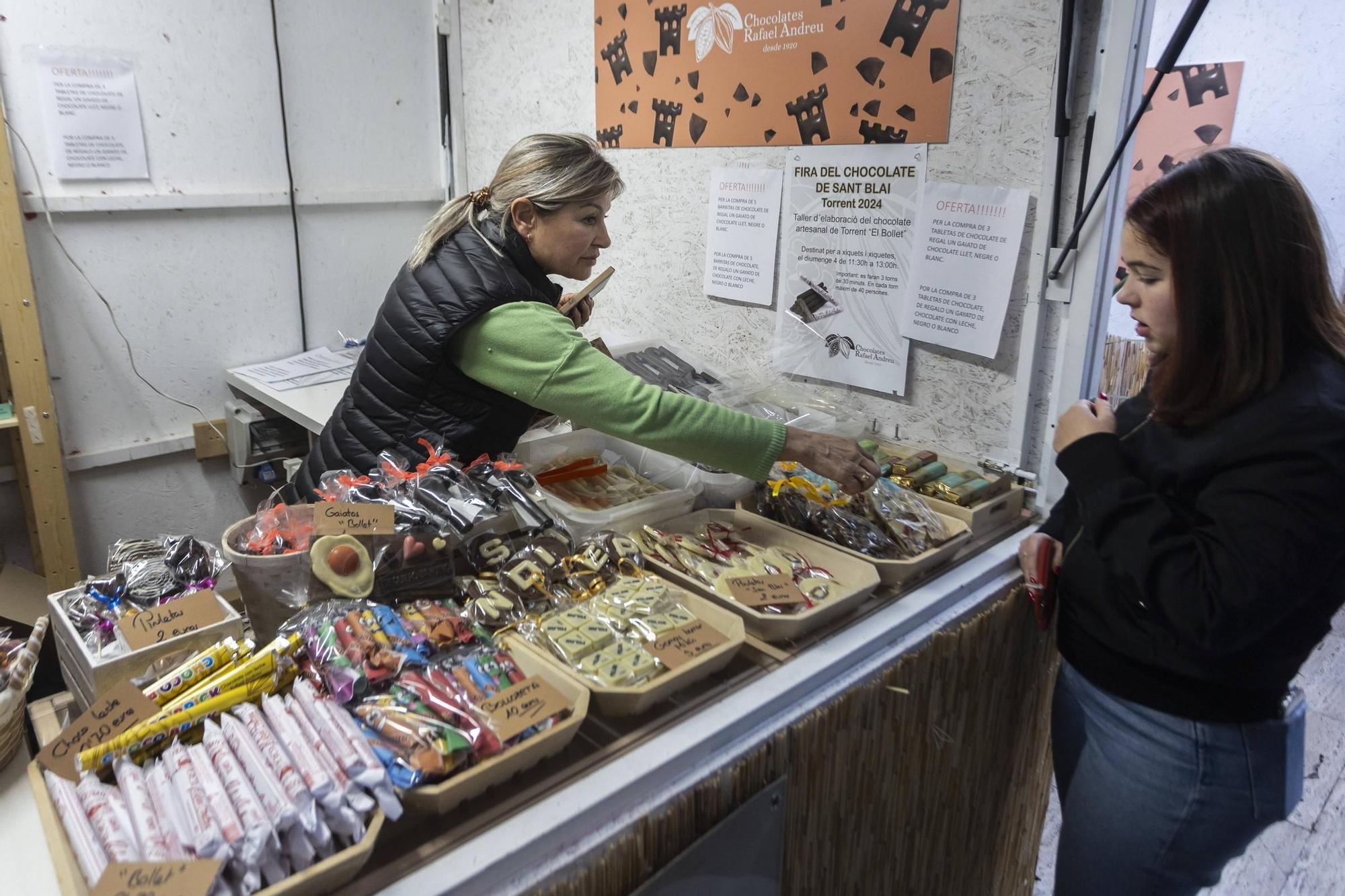 La Feria del Chocolate de Torrent atrae a cientos de amantes del dulce