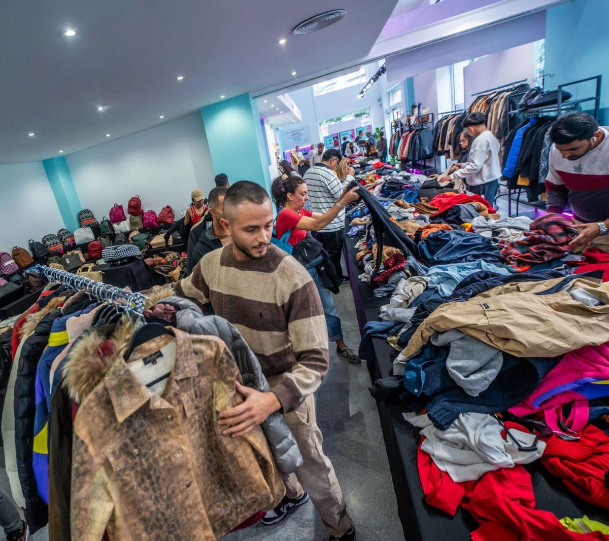 El Raval irromp com a meca de la moda de la roba reutilitzada El Raval irromp com a meca de la moda de la roba reutilitzada