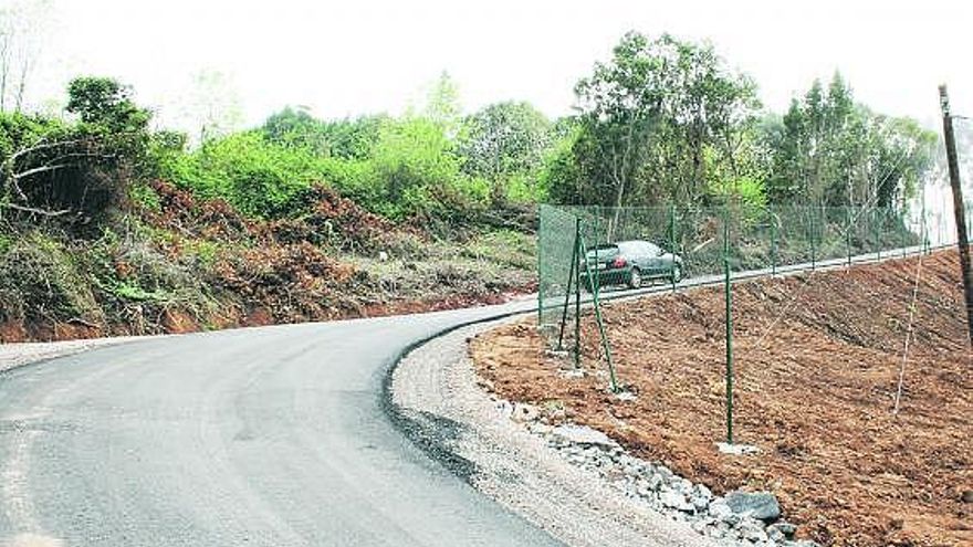 Zona de pendiente máxima de la nueva carretera al barrio del Alto de Aboño.