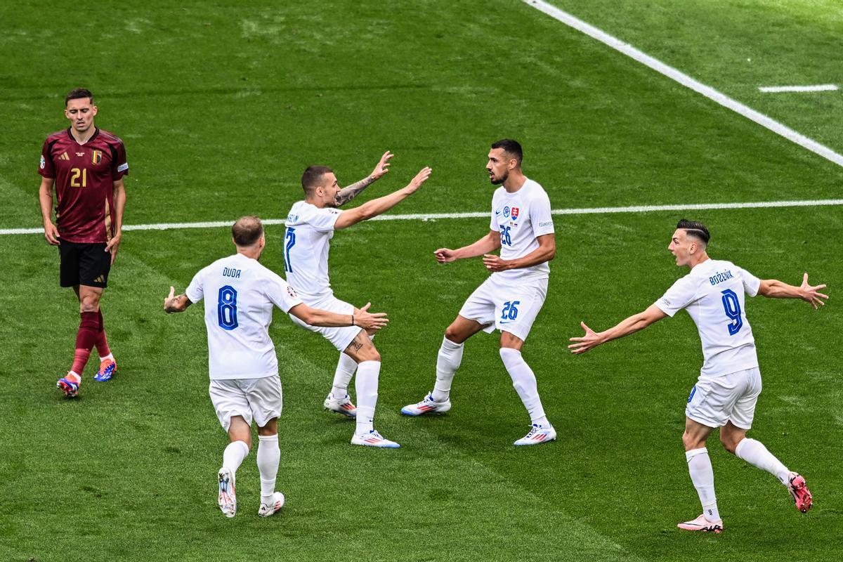 EL delantero Ivan Schranz (Eslovaquia) celebra un gol ante Bélgica en la EURO 2024.