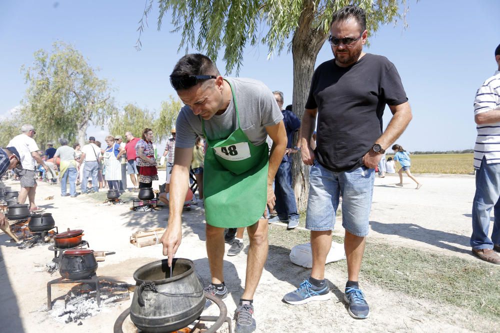 Concurso de 'all i pebre' en Catarroja