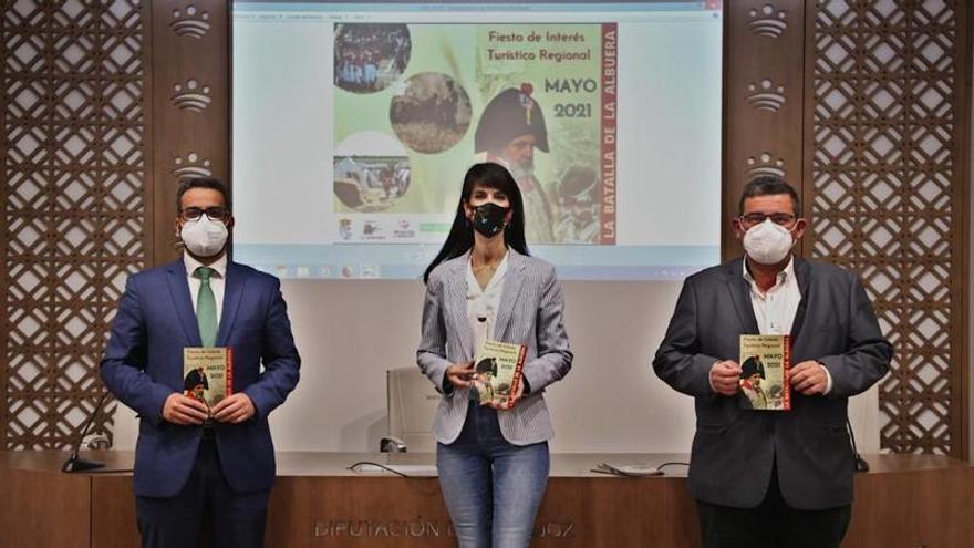 Varios representantes políticos en la presentación de la Batalla de La Albuera.