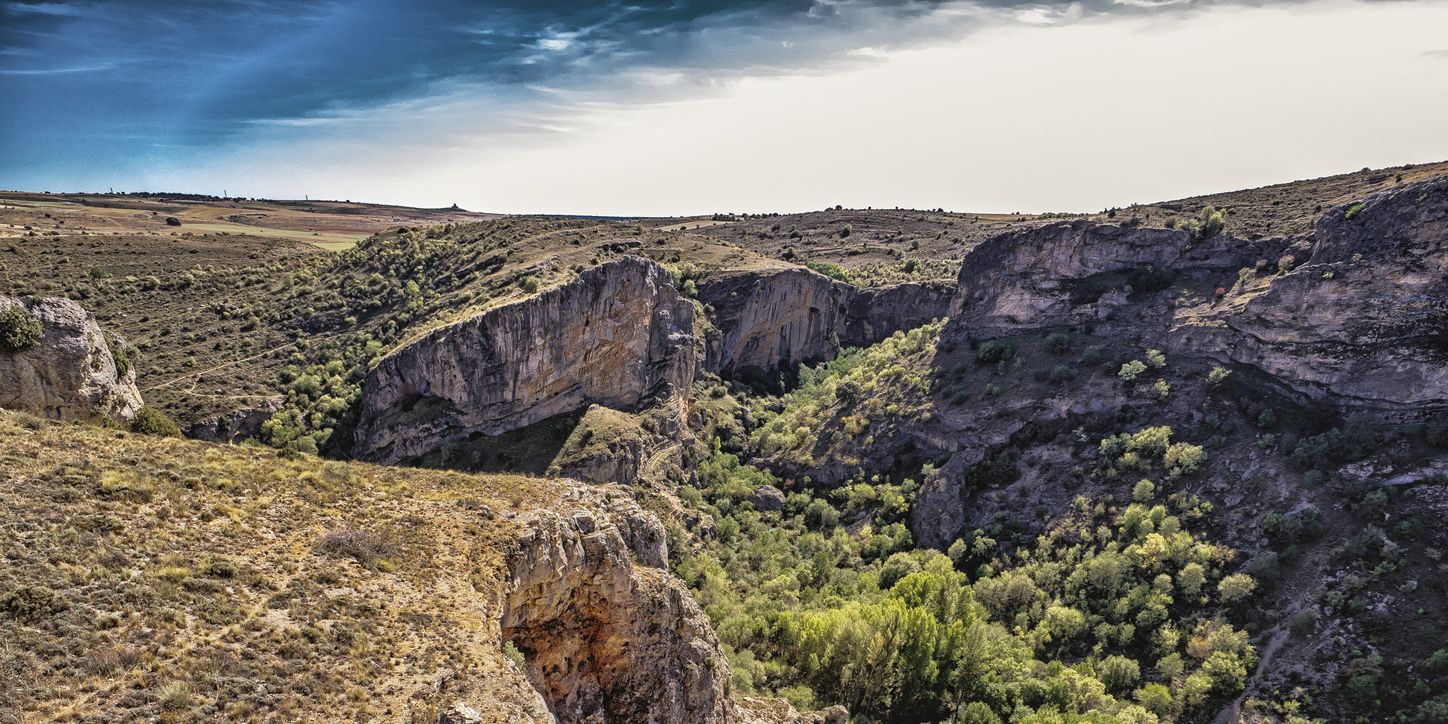 El Parque Natural del Barranco del Río Dulce sorprende por lo abrupto del cañón