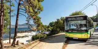 La flota de Vitrasa se pone el bañador: más y nuevos buses a las playas de Vigo