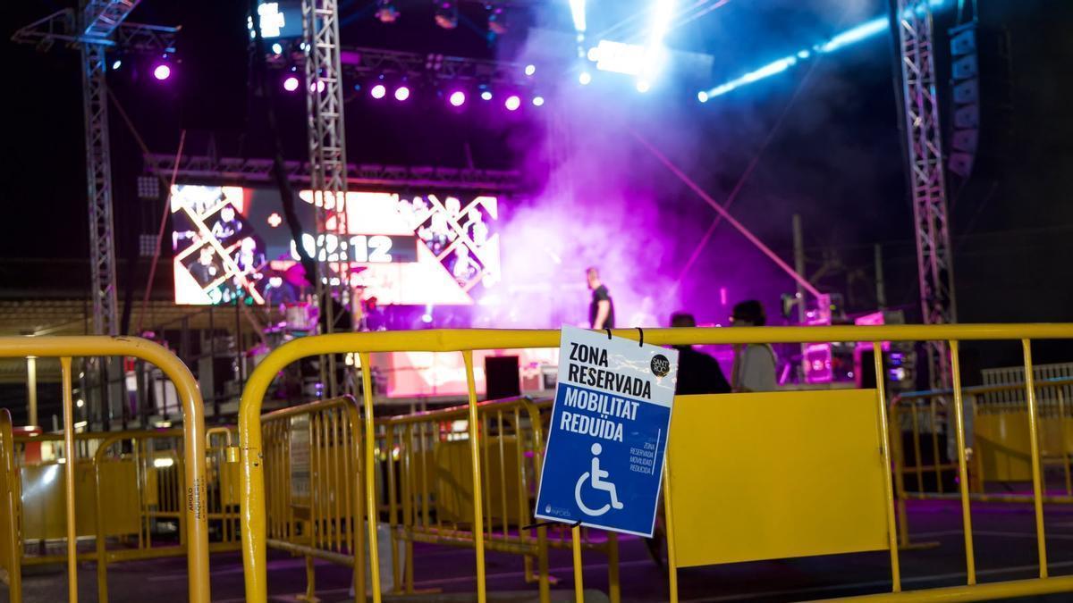 Punto para personas con movilidad reducida enlas fiestas de Paiporta.