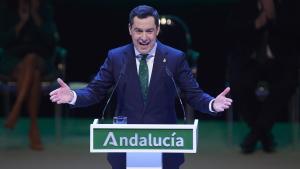 Moreno explota l’andalusisme contra el Govern d’Espanya en un acte pensat per a la televisió