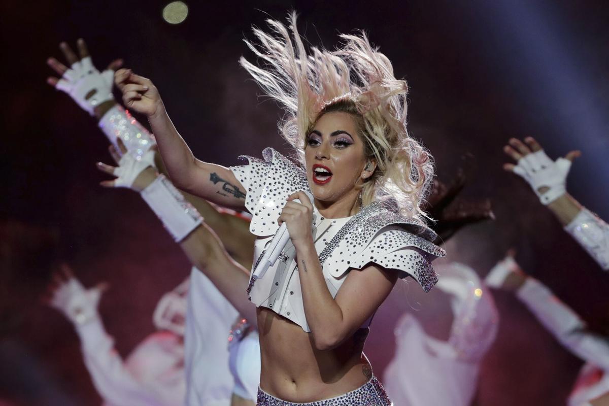 Lady Gaga, que acaba de anunciar su tercera fecha en Barcelona, durante su actuación en la Superbowl.