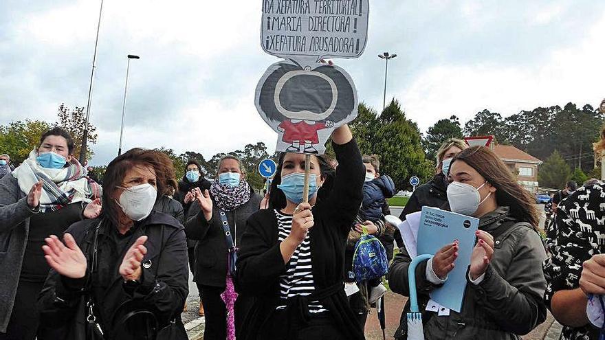 Manifestación en apoyo a la directora, la semana pasada.