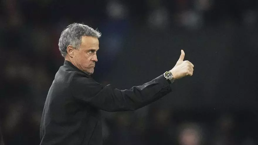 Luis Enrique: "Yo nunca he dicho que no quer赤a estrellas, pero s赤 un equipo lleno de buenos jugadores"
