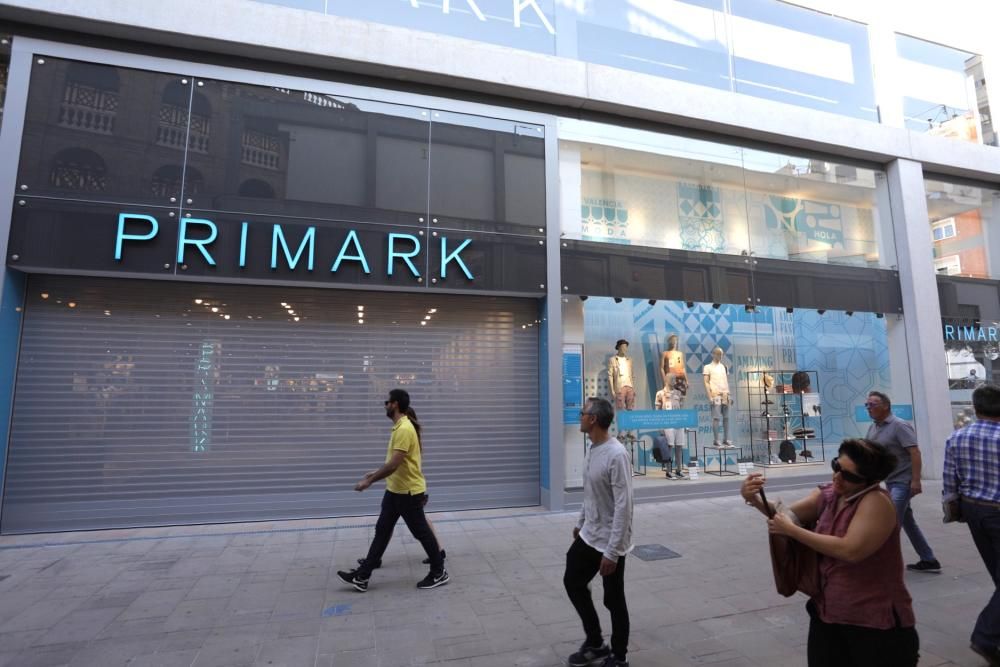 La plaza Aza y Primark revitalizan el pasaje Doctor Serra