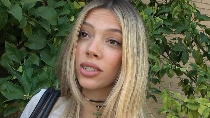 Alejandra Rubio da la cara por el grave error de su madre tras su debut teatral: &quot;Estábamos todos muy nerviosos&quot;
