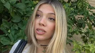 Alejandra Rubio da la cara por el grave error de su madre tras su debut teatral: "Estábamos todos muy nerviosos"