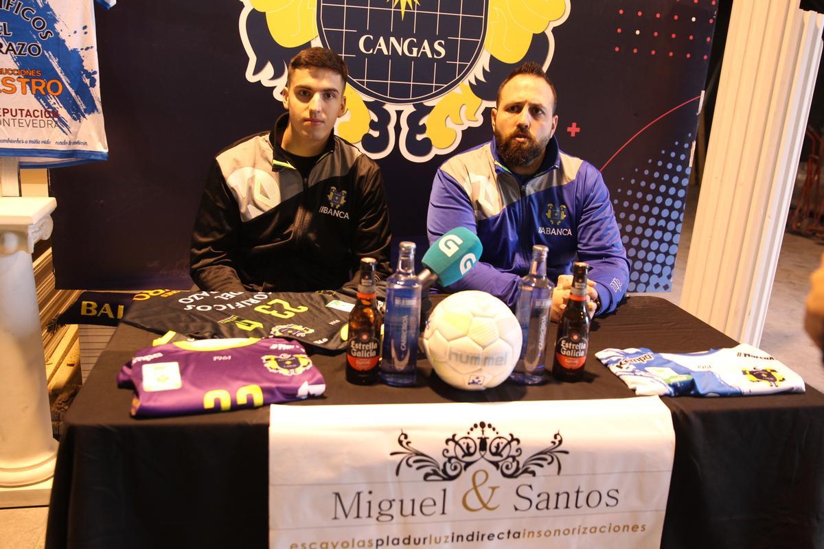 Iríbar y Moyano, ayer durante la presentación del primero en la sede de Escayolas Miguel Santos.