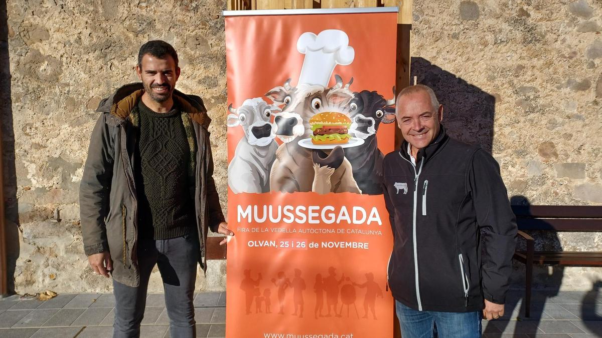 Presentació de la fira. Sebastià Prat, alcalde d'Olvan (esquerra), i Martí Orriols, gerent de la Federació Raça Bruna dels Pirineus