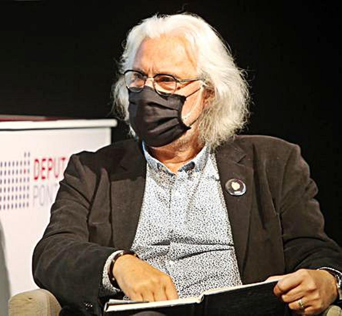 Santi Domínguez: “Rebaixar contidos debería ser un dos debates da Lei Celaá” | MARTA B.