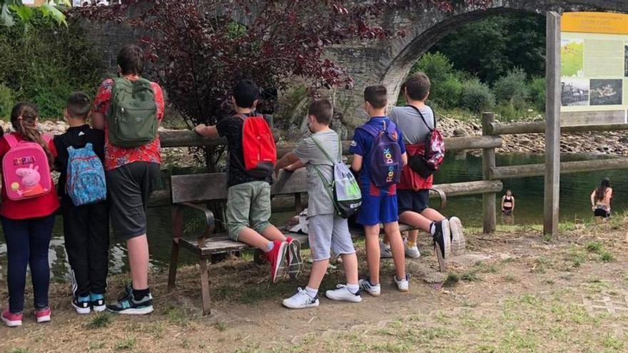 &quot;Los Bribones&quot; de Laviana enseñarán técnicas de supervivencia y de pintura rupestre a escolares