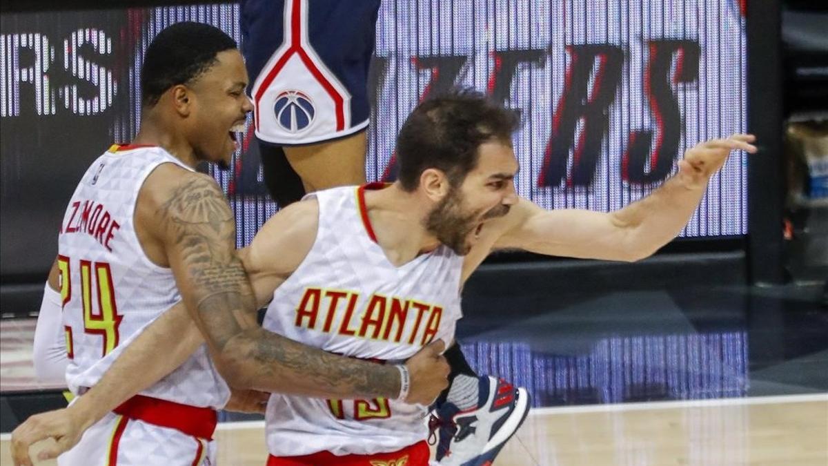 José Calderón celebrando una victoria ante los Wizards