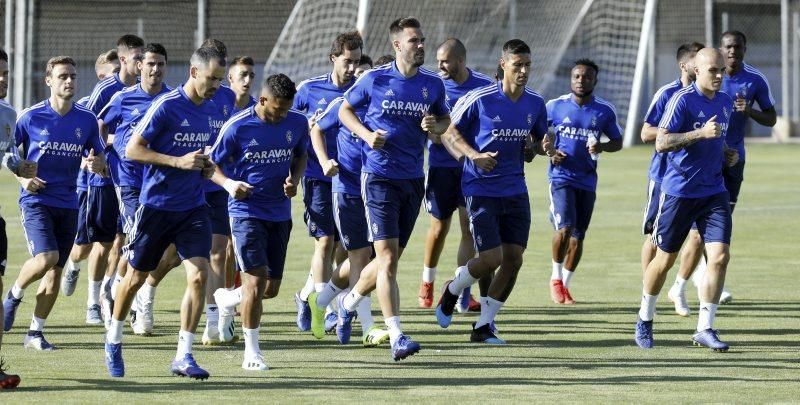 Entreno de hoy del Real Zaragoza en la Ciudad Deportiva.