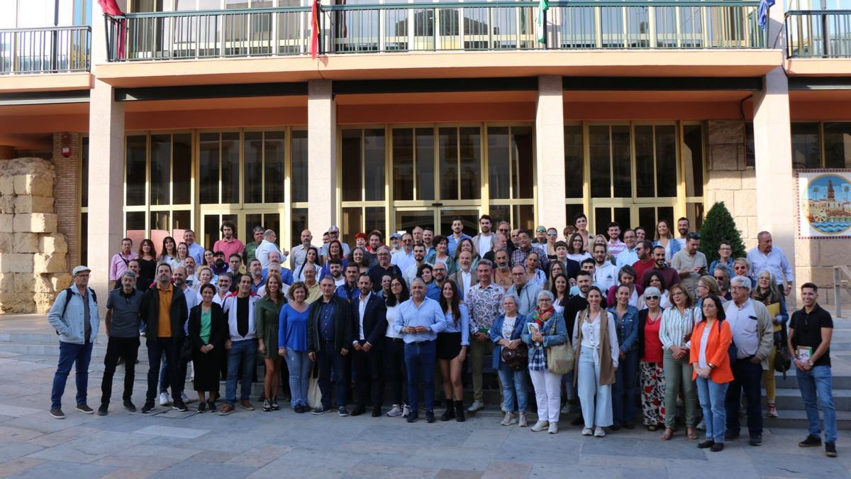 Asistentes al Encuentro Municipalista de IU celebrado en Córdoba.