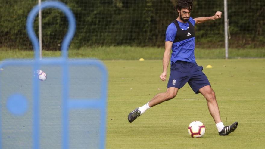 Carlos Martínez, en un entrenamiento en El Requexón