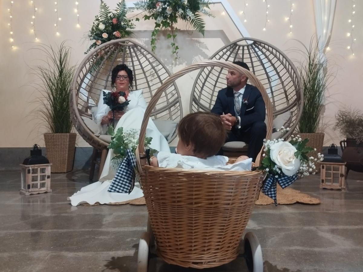 La boda de dos mejores amigos, Sara y Bruno, en Llanera, en imágenes