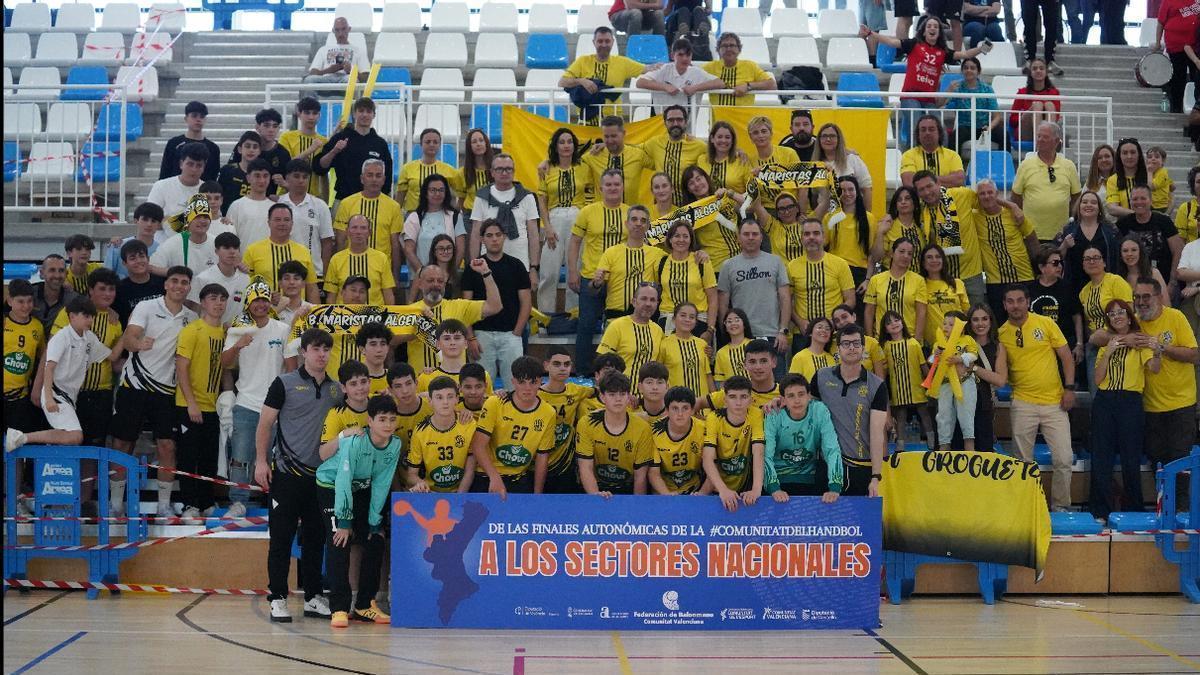 El Club Balonmano Maristas de Algemesí que disputará el Campeonato de España de la categoría Infantil Masculina.