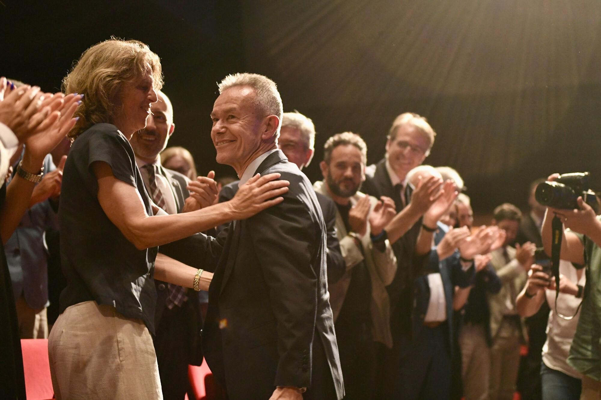 El món de l’esport omple la platea del Kursaal de Manresa per homenatjar Pere Miró