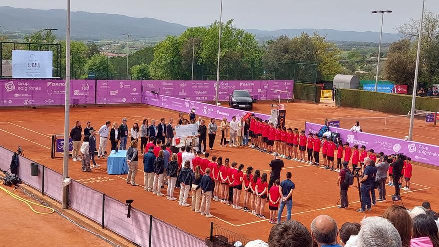 Carle tomba una erràtica Masarova i s&#039;emporta el torneig de la Bisbal