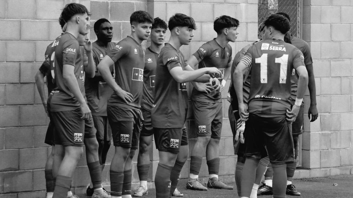 Luto en el fútbol base del Olot