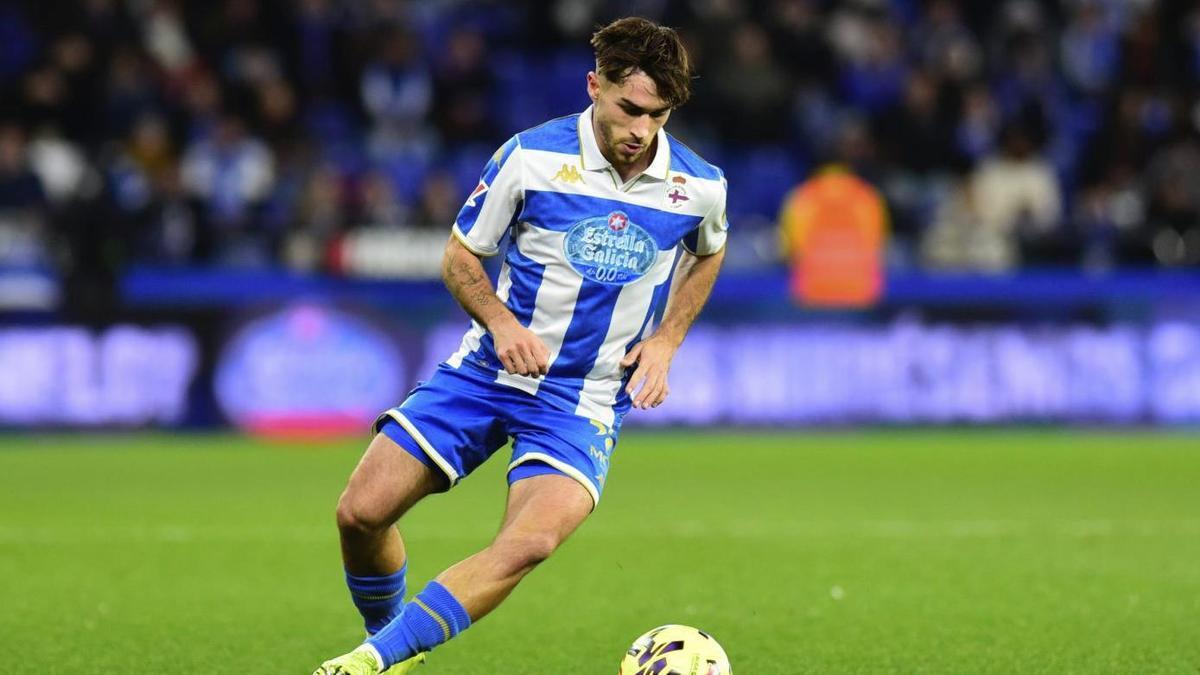 Altimira defiende el trabajo de Hidalgo en el Deportivo: "Nos está guiando al objetivo"