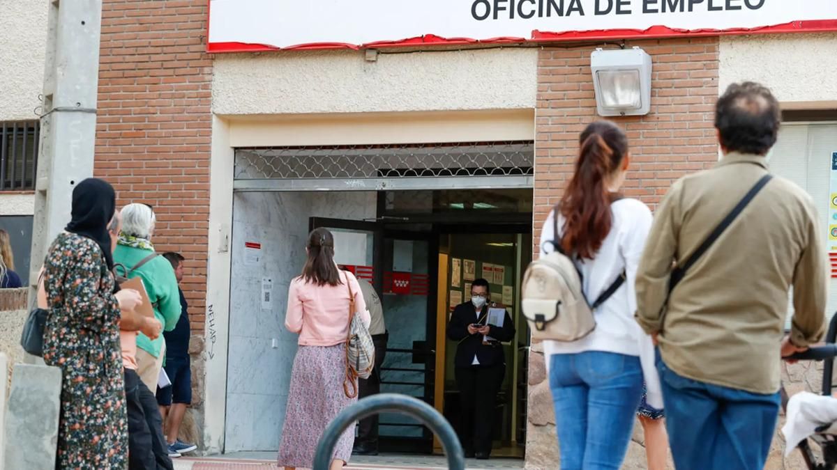 El paro ha bajado en mayo en Castilla-La Mancha en 4.159 personas