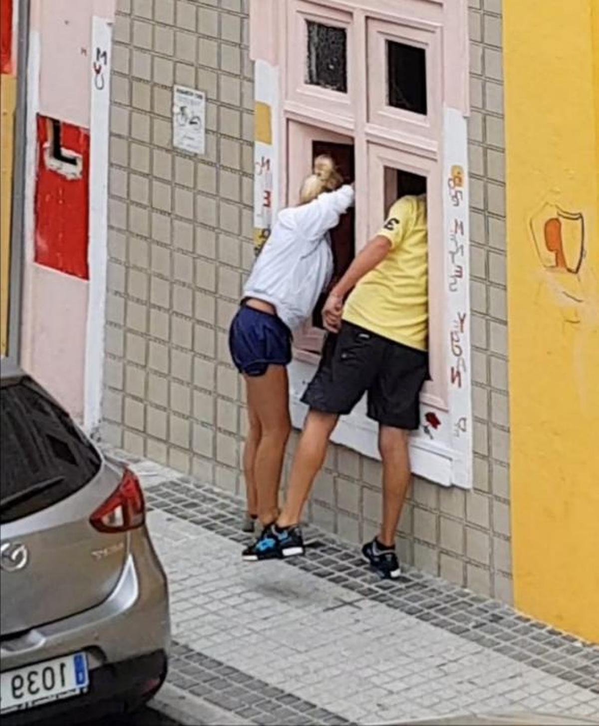 Una mujer herida tras una pelea en Molino de Vient