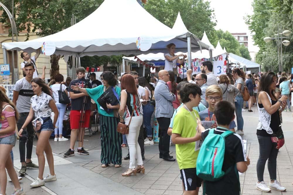 Los más jóvenes en la Feria del Emprendimiento