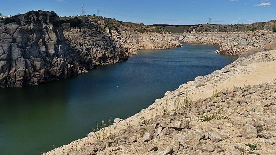 Embalse de Ricobayo. | Jose Luis Fernández