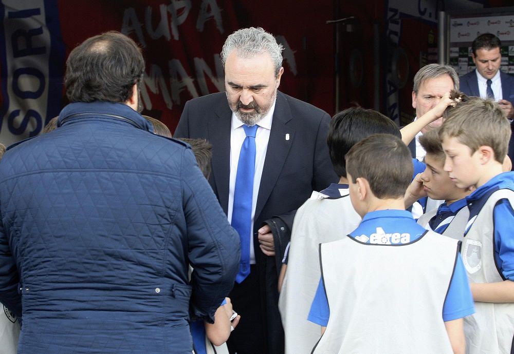 El partido entre el Numancia y el Real Oviedo, en imágenes