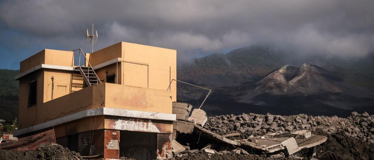Vivienda afectada por la erupción del volcán Tajogaite.