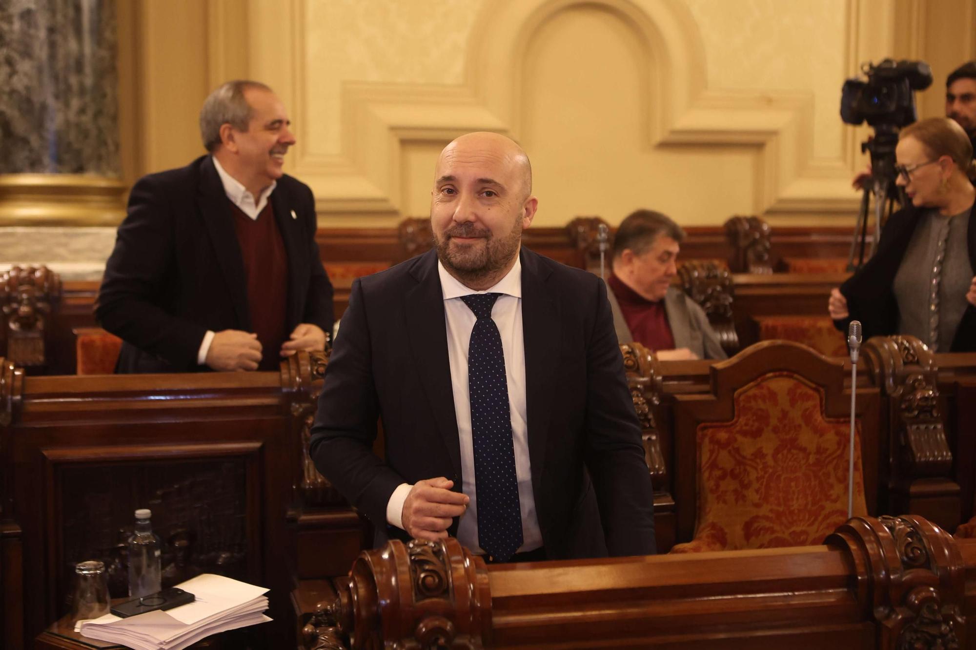 Los presupuestos de A Coruña para 2025 pasan por el pleno municipal