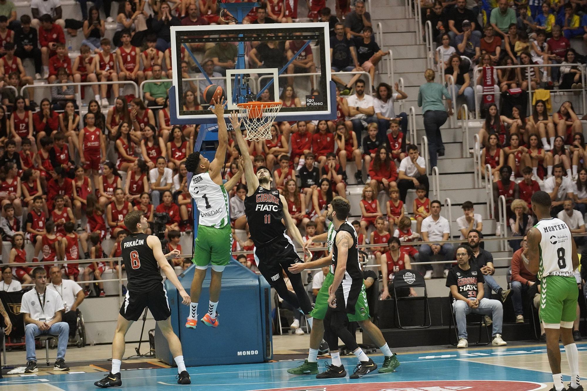 El Bàsquet Girona - Betis en imatges