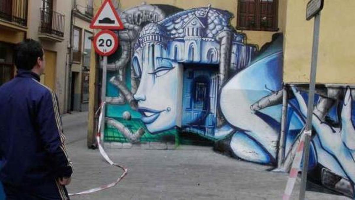 Los murales de la calle del Riego fueron realizados sin consultar a Patrimonio