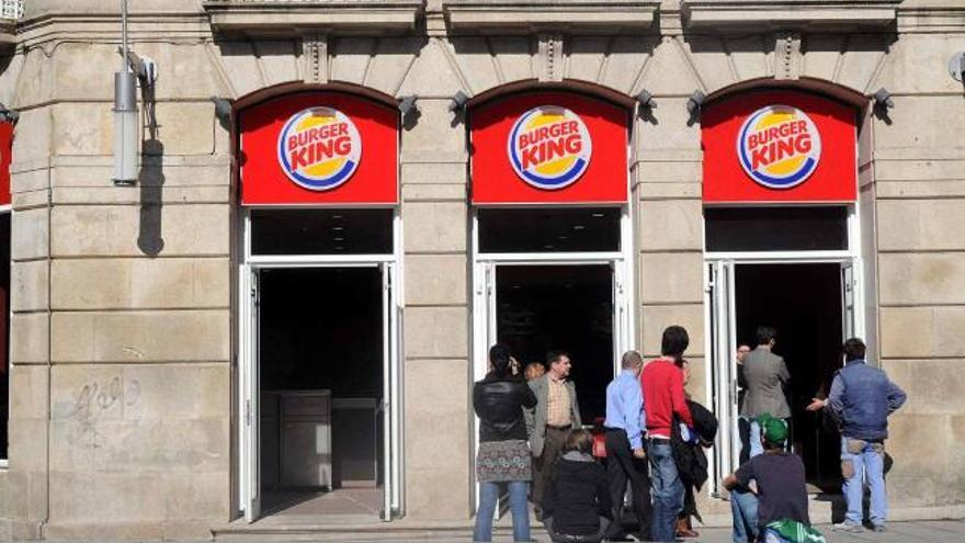 El restaurante Burger King, en la plaza de Curros Enríquez.