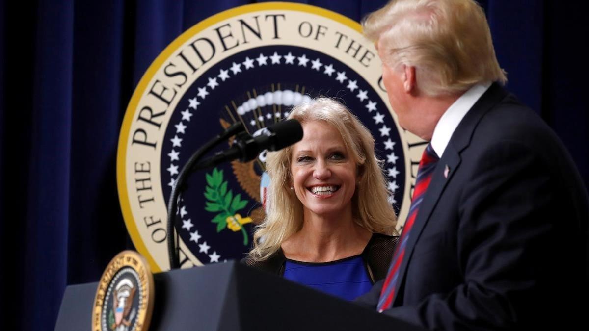 Kellyanne Conway, durante una rueda de prensa de Donald Trump en la Casa Blanca.