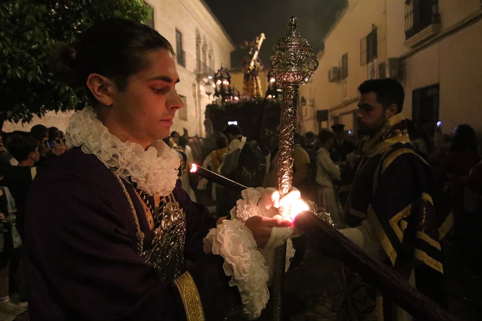 La Hermandad de Pasión recorre el Alcázar Viejo