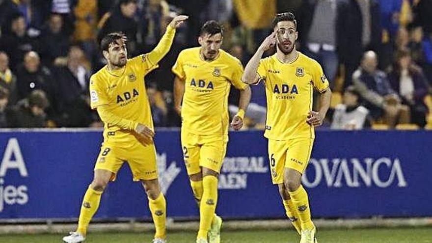 Fran Sandaza marca en la victòria de l&#039;Alcorcón (2-0) però acaba lesionat